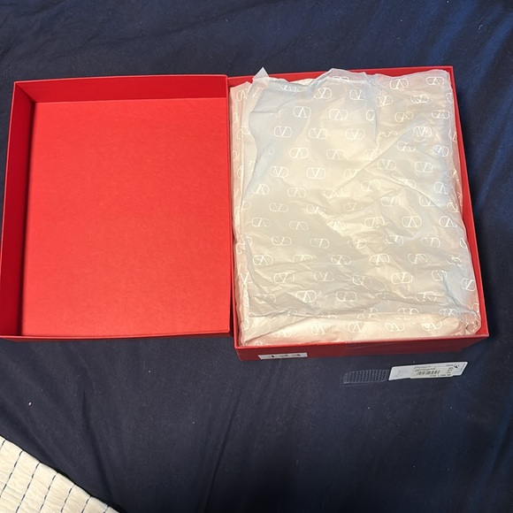 Valentino Garavani box - Picture 3 of 3